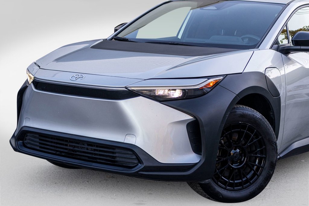 2023 Toyota BZ4X LE in Charlemagne, Quebec - 31 - w1024h768px