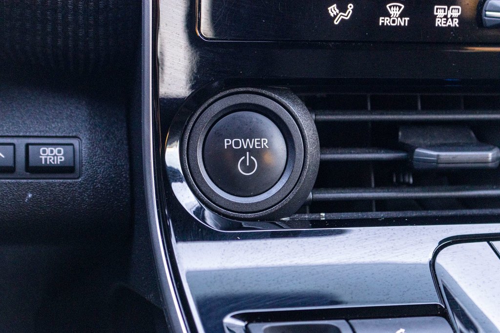 2023 Toyota BZ4X LE in Charlemagne, Quebec - 19 - w1024h768px