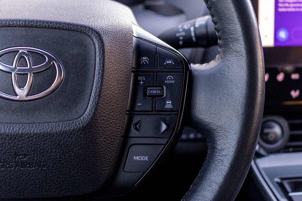 2023 Toyota BZ4X LE in Charlemagne, Quebec - 12 - w1024h768px