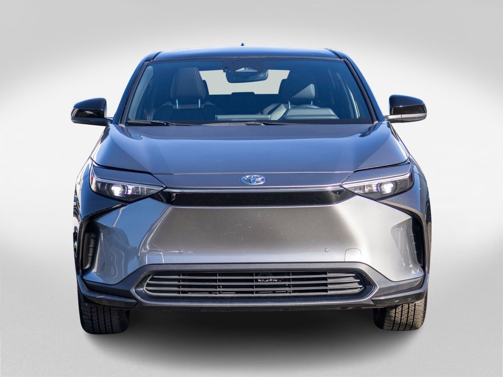 Toyota bZ4X XLE AWD **JAMAIS ACCIDENTÉ+TOIT PANO+CARPLAY+MAG** 2023 à Saint-Jérôme, Québec - 2 - w1024h768px