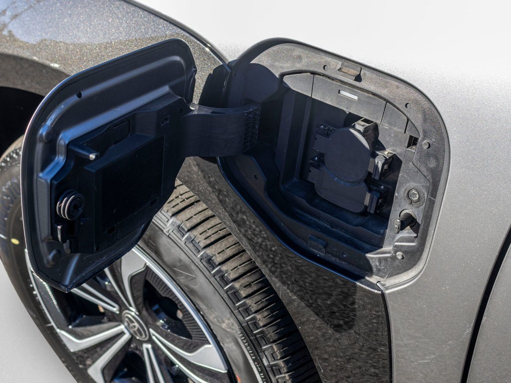Toyota bZ4X XLE AWD **JAMAIS ACCIDENTÉ+TOIT PANO+CARPLAY+MAG** 2023 à Saint-Jérôme, Québec - 35 - w1024h768px