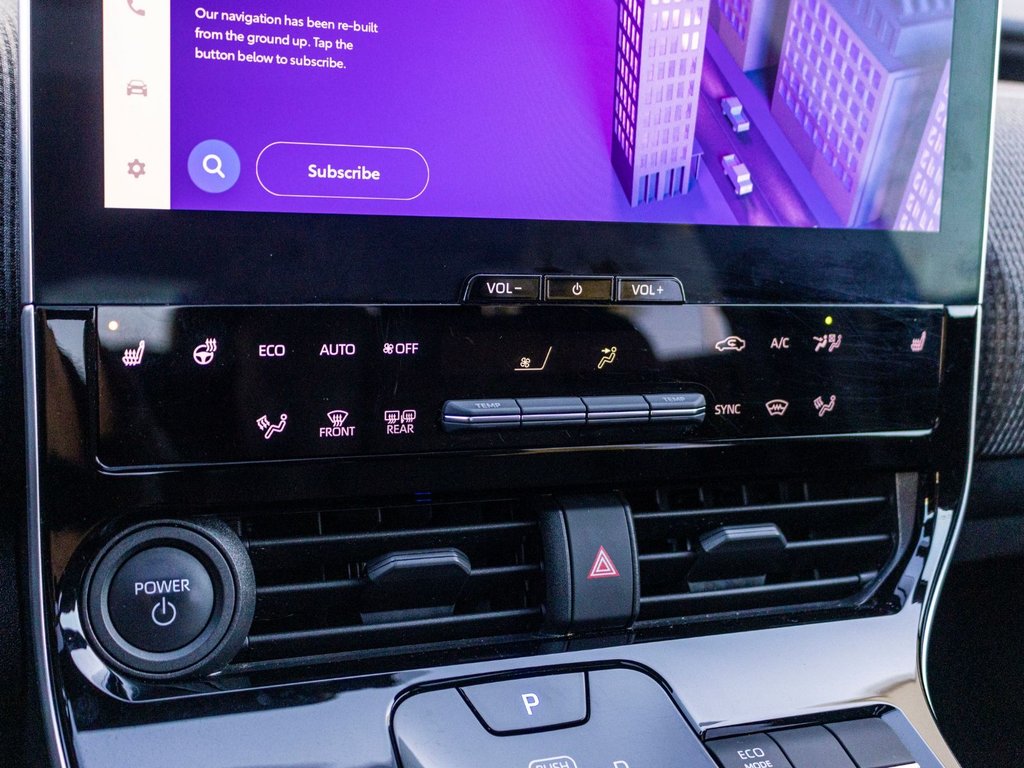 Toyota bZ4X XLE AWD **JAMAIS ACCIDENTÉ+TOIT PANO+CARPLAY+MAG** 2023 à Saint-Jérôme, Québec - 15 - w1024h768px
