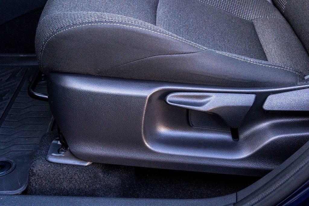 2024 Toyota BZ4X LE **JAMAIS ACCIDENTÉ+CARPLAY+CAMÉRA** in Charlemagne, Quebec - 21 - w1024h768px