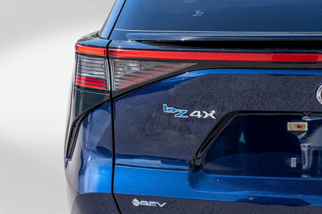 2024 Toyota BZ4X LE **JAMAIS ACCIDENTÉ+CARPLAY+CAMÉRA** in Charlemagne, Quebec - 25 - w1024h768px