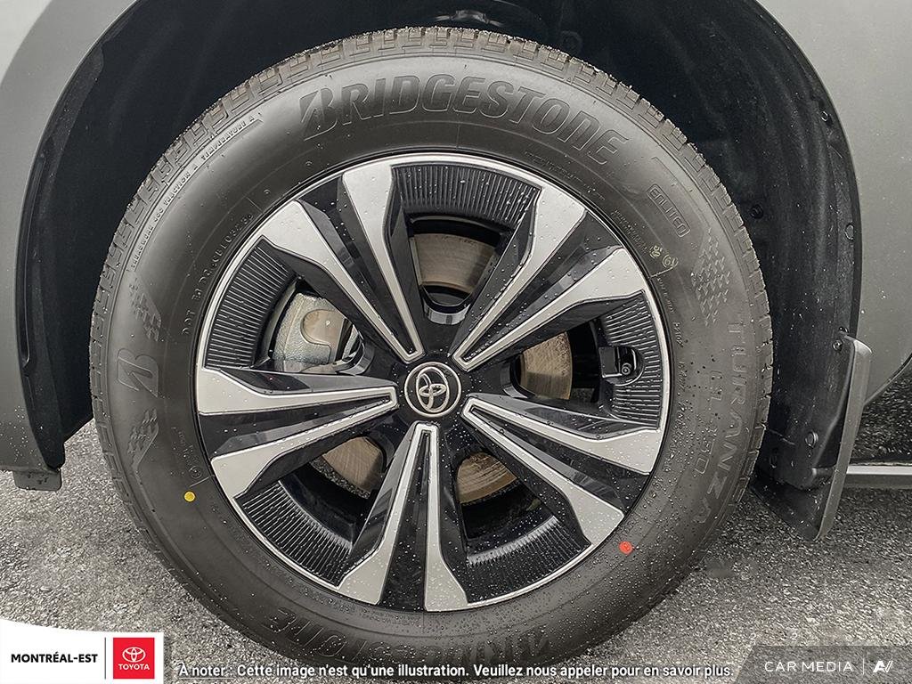 2025 Toyota BZ4X XLE in Charlemagne, Quebec - 8 - w1024h768px