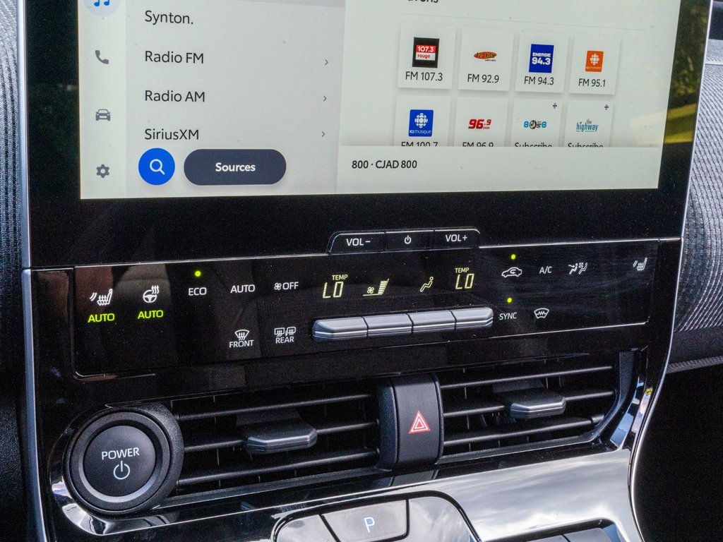 2025 Toyota bZ4X LE **JAMAIS ACCIDENTÉ+CAMÉRA+CARPLAY** in Saint-Jérôme, Quebec - 12 - w1024h768px