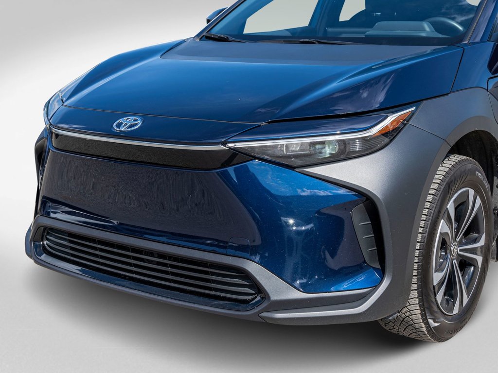 2025 Toyota bZ4X LE **JAMAIS ACCIDENTÉ+CAMÉRA+CARPLAY** in Saint-Jérôme, Quebec - 24 - w1024h768px