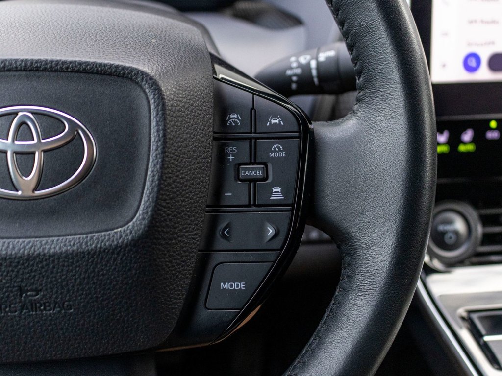 Toyota bZ4X LE **JAMAIS ACCIDENTÉ+CAMÉRA+CARPLAY** 2025 à Charlemagne, Québec - 12 - w1024h768px