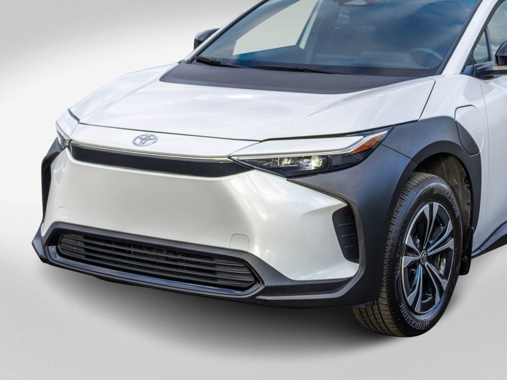 Toyota bZ4X LE **JAMAIS ACCIDENTÉ+CAMÉRA+CARPLAY** 2025 à Charlemagne, Québec - 31 - w1024h768px