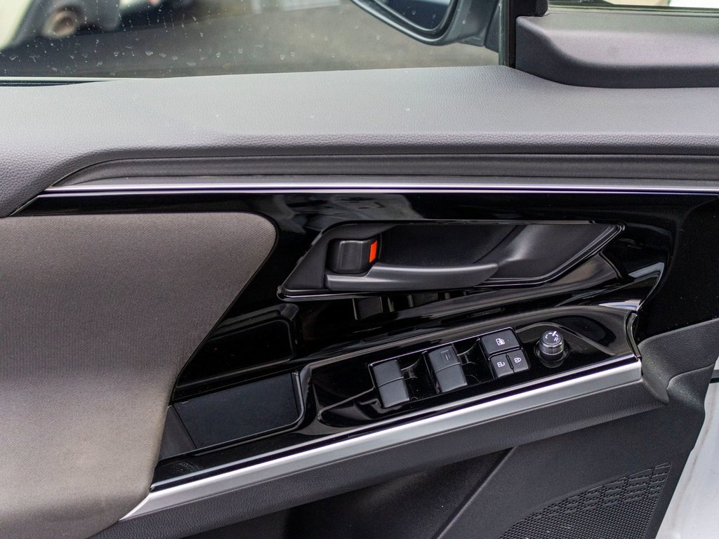 Toyota bZ4X LE **JAMAIS ACCIDENTÉ+CAMÉRA+CARPLAY** 2025 à Charlemagne, Québec - 25 - w1024h768px
