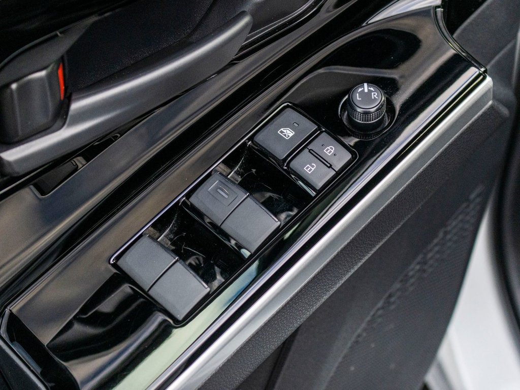 Toyota bZ4X LE **JAMAIS ACCIDENTÉ+CAMÉRA+CARPLAY** 2025 à Charlemagne, Québec - 26 - w1024h768px