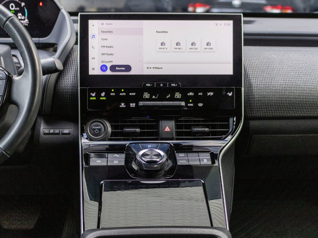 Toyota bZ4X LE **JAMAIS ACCIDENTÉ+CAMÉRA+CARPLAY** 2025 à Charlemagne, Québec - 9 - w1024h768px