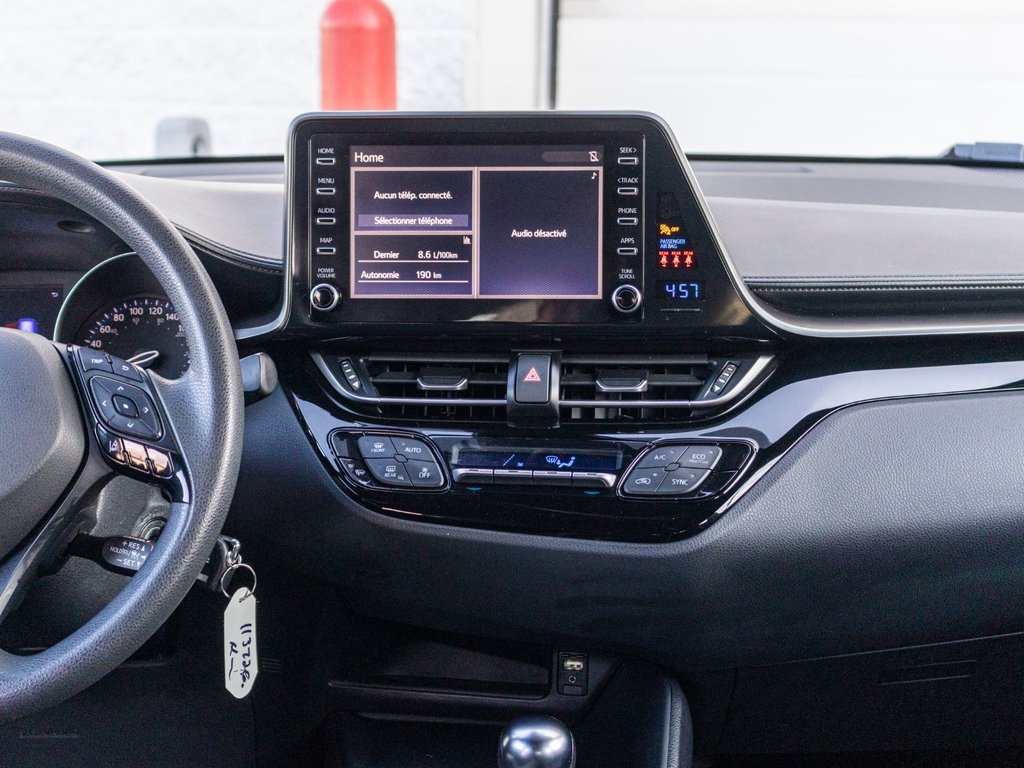 2019 Toyota C-HR LE **JAMAIS ACCIDENTÉ+CAMÉRA+CARPLAY** in Charlemagne, Quebec - 9 - w1024h768px