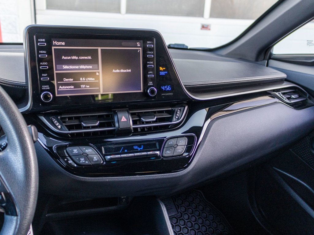 2019 Toyota C-HR LE **JAMAIS ACCIDENTÉ+CAMÉRA+CARPLAY** in Charlemagne, Quebec - 13 - w1024h768px