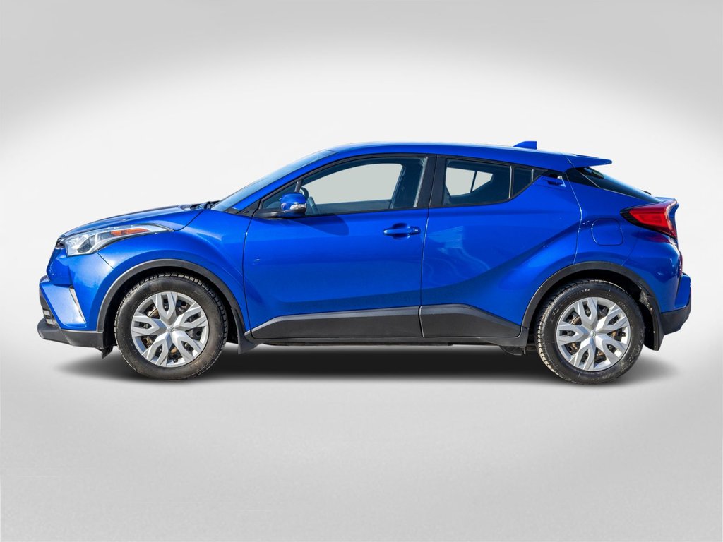 2019 Toyota C-HR LE **JAMAIS ACCIDENTÉ+CAMÉRA+CARPLAY** in Charlemagne, Quebec - 3 - w1024h768px