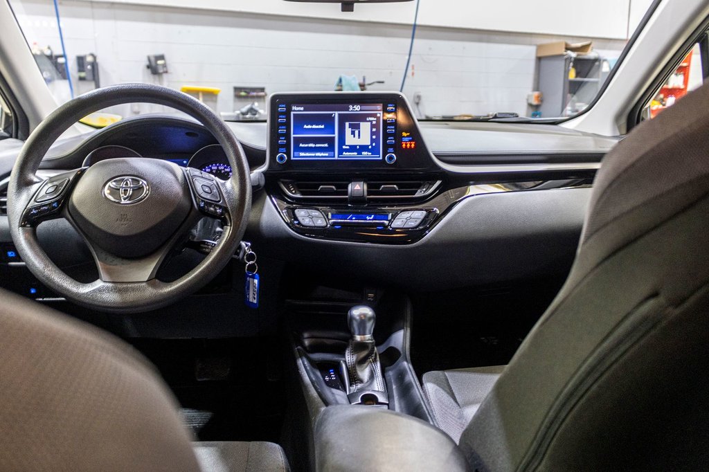 Toyota C-HR LE 2021 à Saint-Jérôme, Québec - 20 - w1024h768px