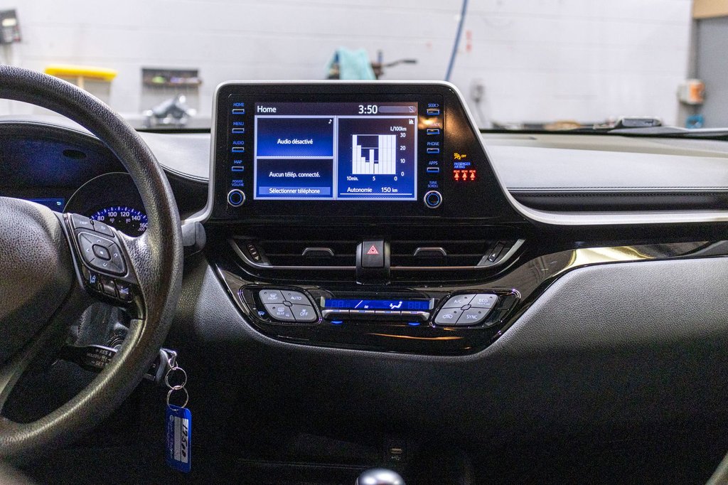 Toyota C-HR LE 2021 à Saint-Jérôme, Québec - 9 - w1024h768px