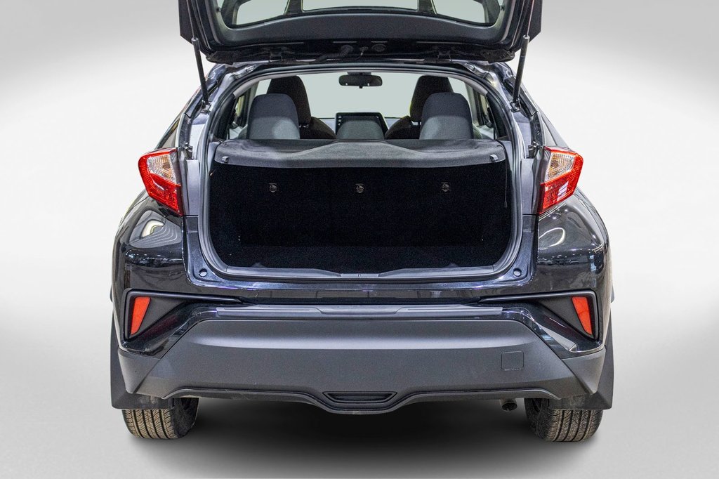 Toyota C-HR LE 2021 à Saint-Jérôme, Québec - 27 - w1024h768px