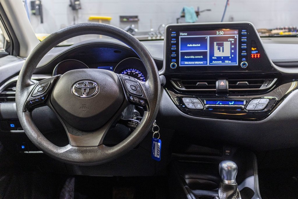 Toyota C-HR LE 2021 à Saint-Jérôme, Québec - 8 - w1024h768px
