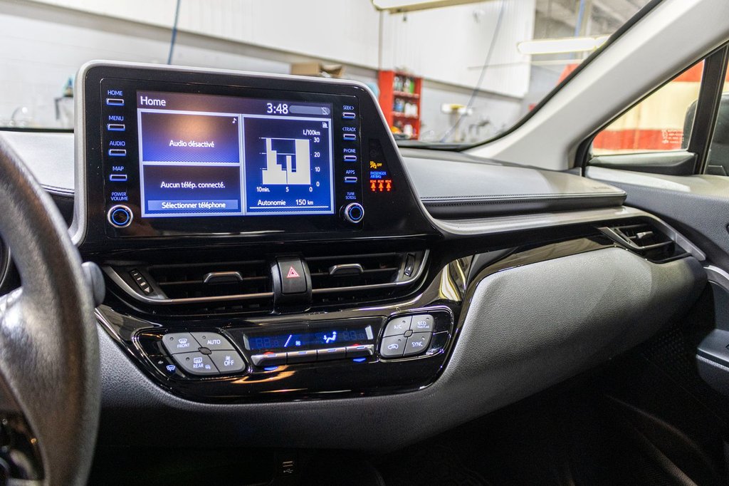 Toyota C-HR LE 2021 à Saint-Jérôme, Québec - 13 - w1024h768px