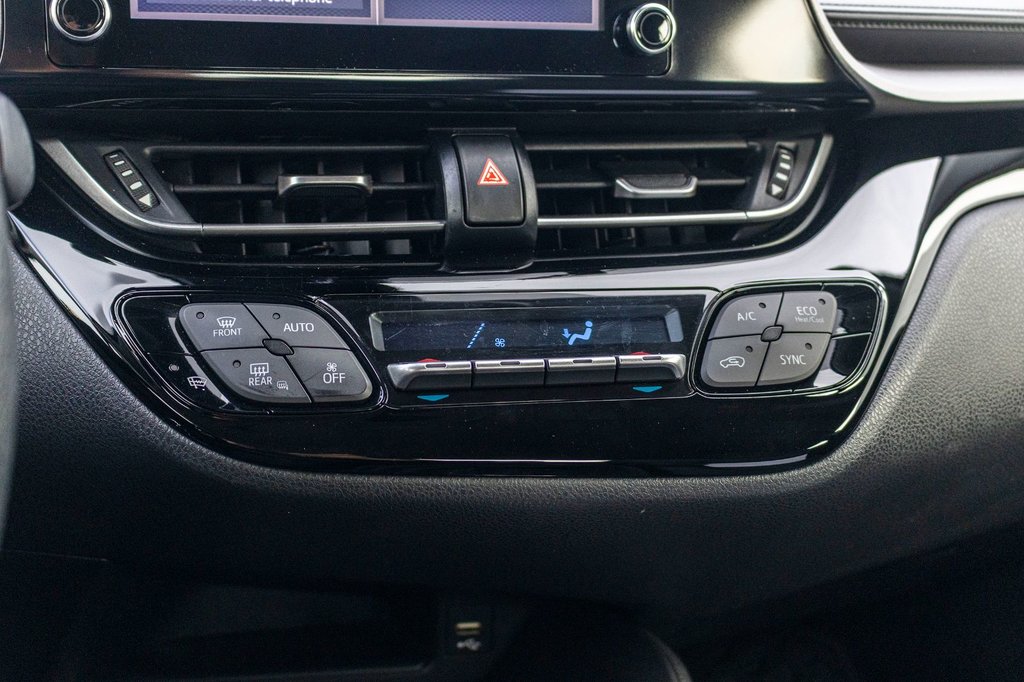 Toyota C-HR LE **JAMAIS ACCIDENTÉ+CAMÉRA+CARPLAY** 2021 à Saint-Jérôme, Québec - 13 - w1024h768px