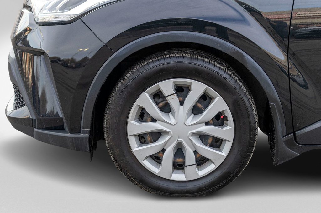 Toyota C-HR LE **JAMAIS ACCIDENTÉ+CAMÉRA+CARPLAY** 2021 à Saint-Jérôme, Québec - 34 - w1024h768px