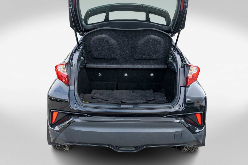 Toyota C-HR LE **JAMAIS ACCIDENTÉ+CAMÉRA+CARPLAY** 2021 à Saint-Jérôme, Québec - 27 - w1024h768px