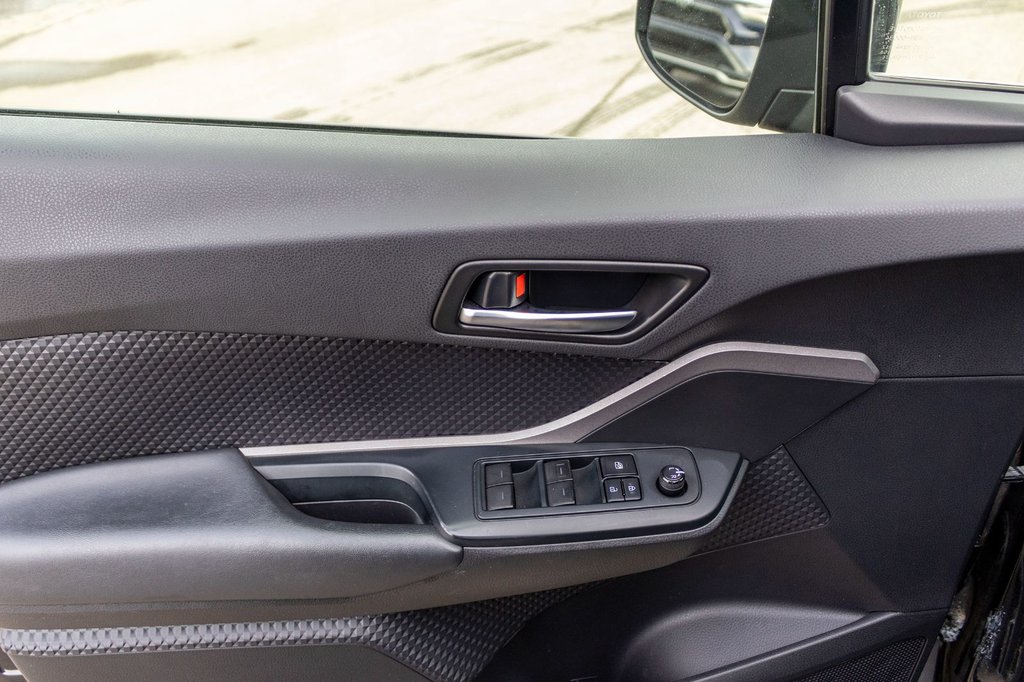 Toyota C-HR LE **JAMAIS ACCIDENTÉ+CAMÉRA+CARPLAY** 2021 à Saint-Jérôme, Québec - 24 - w1024h768px
