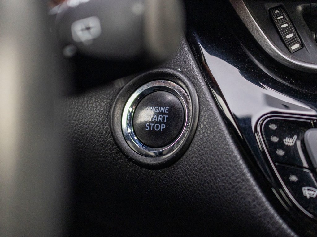 2021 Toyota C-HR XLE Premium in Charlemagne, Quebec - 21 - w1024h768px