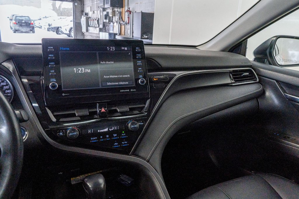 2021 Toyota Camry Hybrid Hybrid SE in Charlemagne, Quebec - 12 - w1024h768px