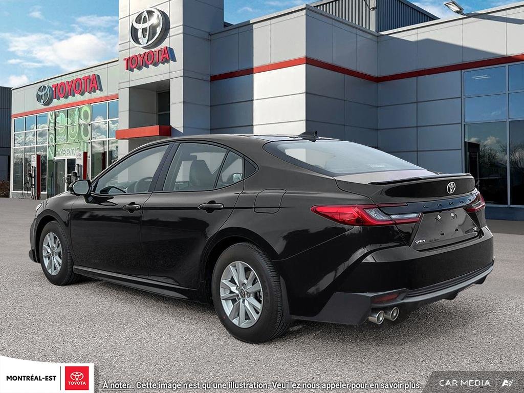 Toyota Camry Hybrid SE 2025 à Charlemagne, Québec - 4 - w1024h768px