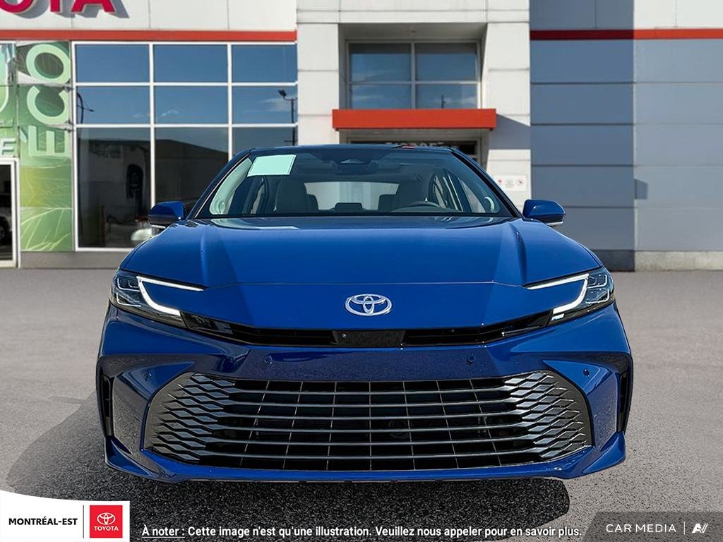 2025 Toyota Camry Hybrid XLE AWD in Charlemagne, Quebec - 2 - w1024h768px