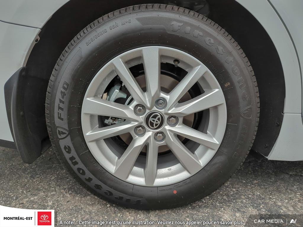 Toyota Camry Hybrid SE Upgrade AWD 2025 à Charlemagne, Québec - 8 - w1024h768px