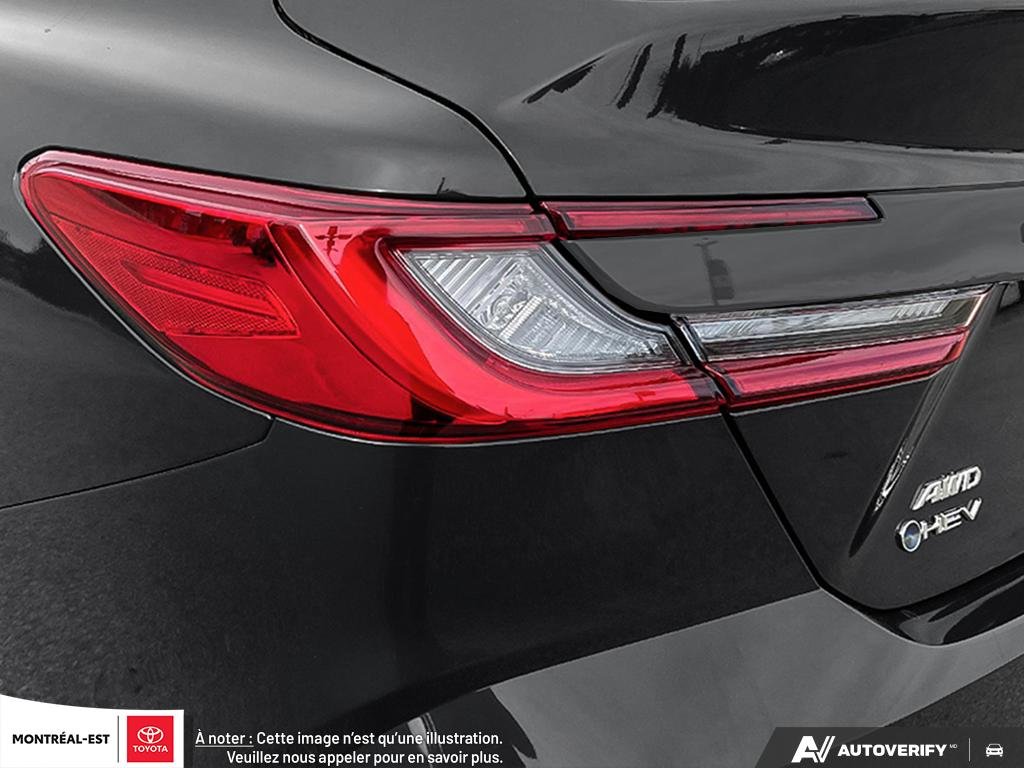 2025 Toyota Camry Hybrid XLE AWD in Charlemagne, Quebec - 9 - w1024h768px