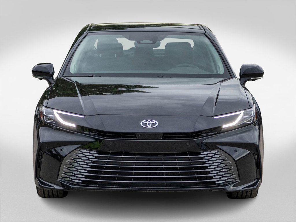 2025 Toyota Camry Hybrid XLE AWD in Charlemagne, Quebec - 2 - w1024h768px