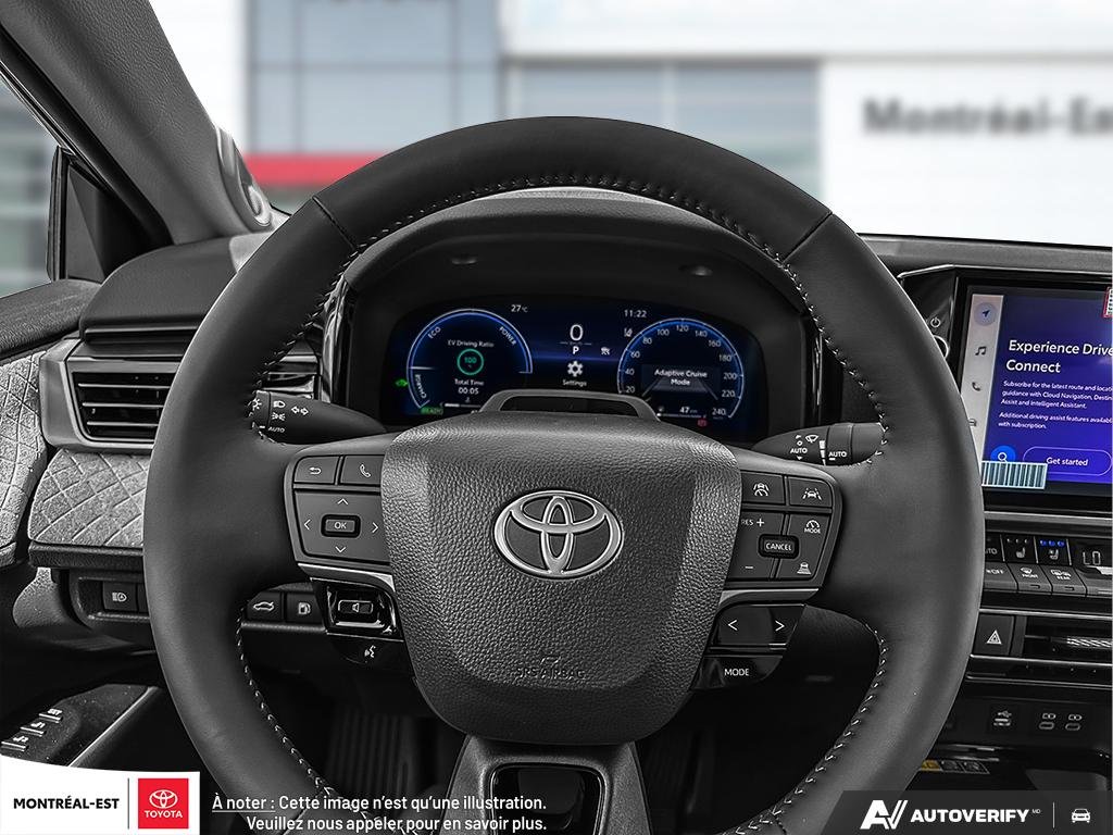 2025 Toyota Camry Hybrid XLE AWD in Charlemagne, Quebec - 11 - w1024h768px