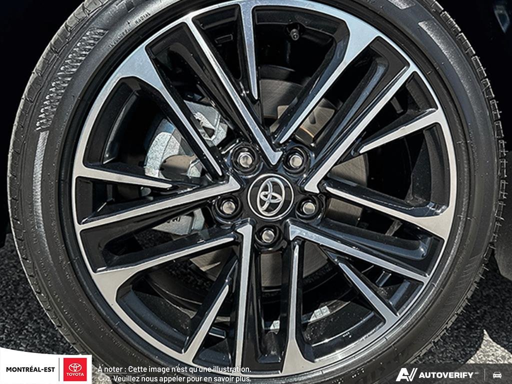2025 Toyota Camry Hybrid XLE AWD in Charlemagne, Quebec - 7 - w1024h768px