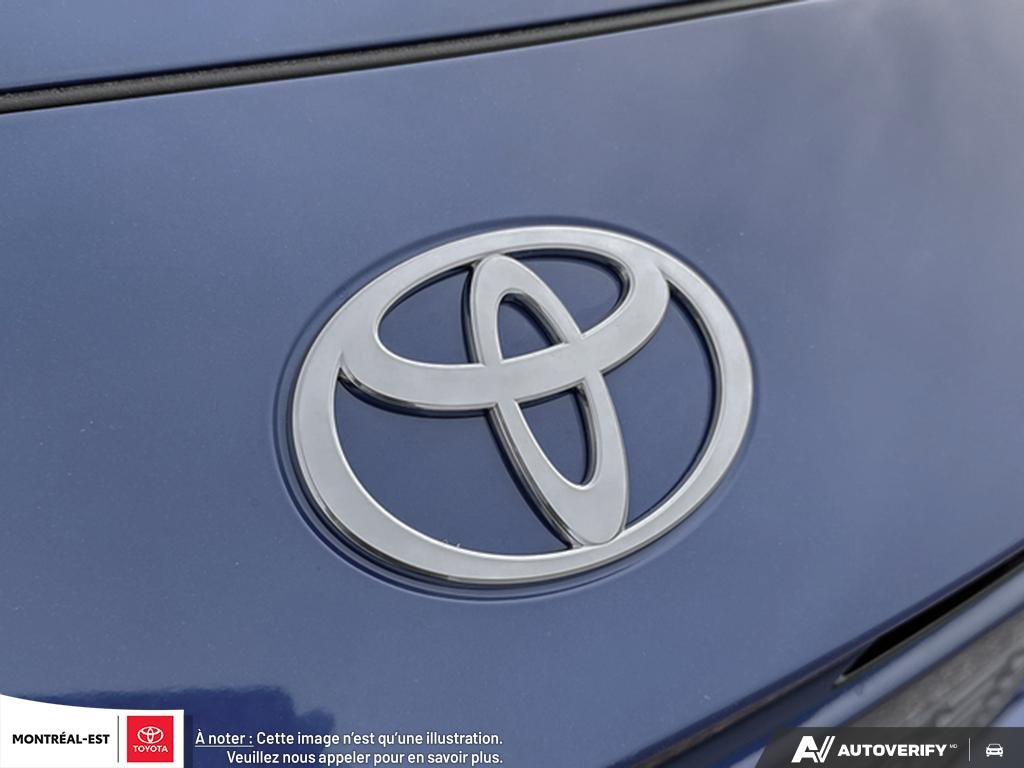Toyota Camry Hybrid XLE AWD 2026 à Charlemagne, Québec - 8 - w1024h768px