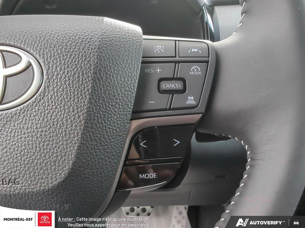 Toyota Camry Hybrid SE 2026 à Charlemagne, Québec - 13 - w1024h768px
