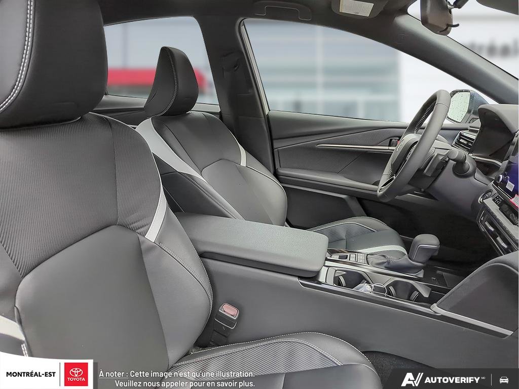 Toyota Camry Hybrid SE 2026 à Charlemagne, Québec - 18 - w1024h768px