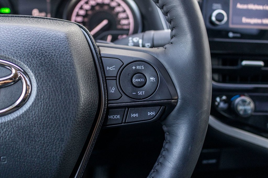 Toyota Camry Hybride SE AMÉLIORÉ **JAMAIS ACCIDENTÉ+TOIT+CAMÉRA** 2023 à Saint-Jérôme, Québec - 12 - w1024h768px