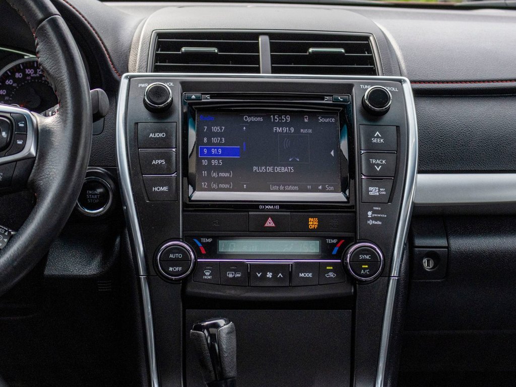 2017 Toyota Camry XSE PREMIUM **JAMAIS ACCIDENTÉ+CUIR+TOIT OUVRANT** in Charlemagne, Quebec - 9 - w1024h768px