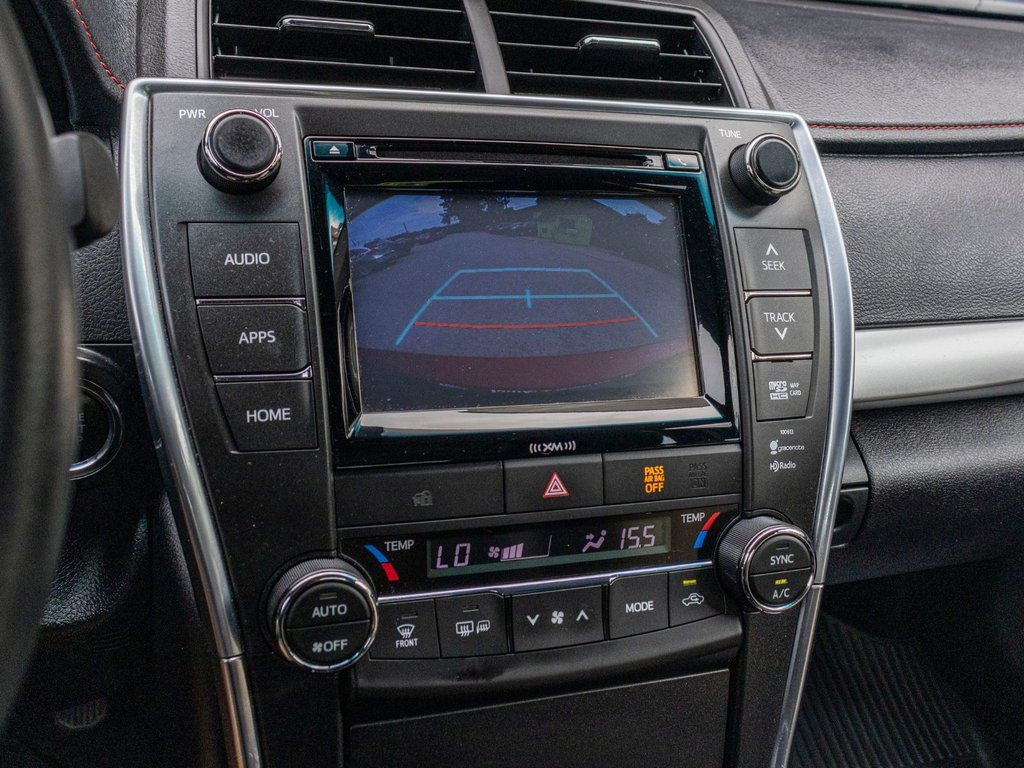 2017 Toyota Camry XSE PREMIUM **JAMAIS ACCIDENTÉ+CUIR+TOIT OUVRANT** in Charlemagne, Quebec - 16 - w1024h768px