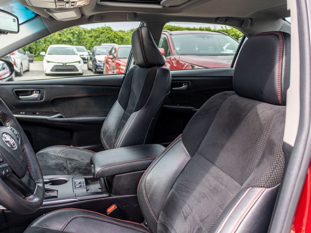 2017 Toyota Camry XSE PREMIUM **JAMAIS ACCIDENTÉ+CUIR+TOIT OUVRANT** in Charlemagne, Quebec - 25 - w1024h768px