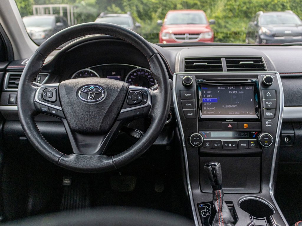 2017 Toyota Camry XSE PREMIUM **JAMAIS ACCIDENTÉ+CUIR+TOIT OUVRANT** in Charlemagne, Quebec - 8 - w1024h768px