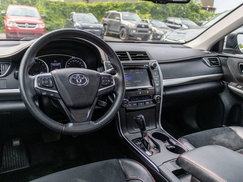 2017 Toyota Camry XSE PREMIUM **JAMAIS ACCIDENTÉ+CUIR+TOIT OUVRANT** in Charlemagne, Quebec - 7 - w1024h768px