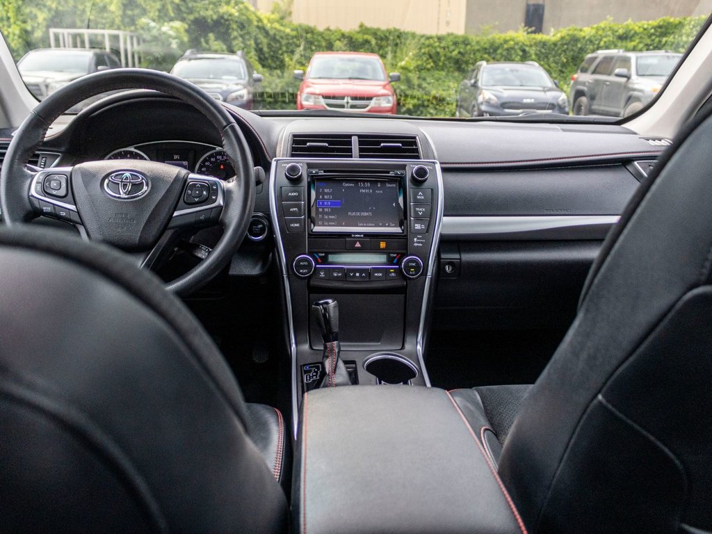 2017 Toyota Camry XSE PREMIUM **JAMAIS ACCIDENTÉ+CUIR+TOIT OUVRANT** in Charlemagne, Quebec - 22 - w1024h768px