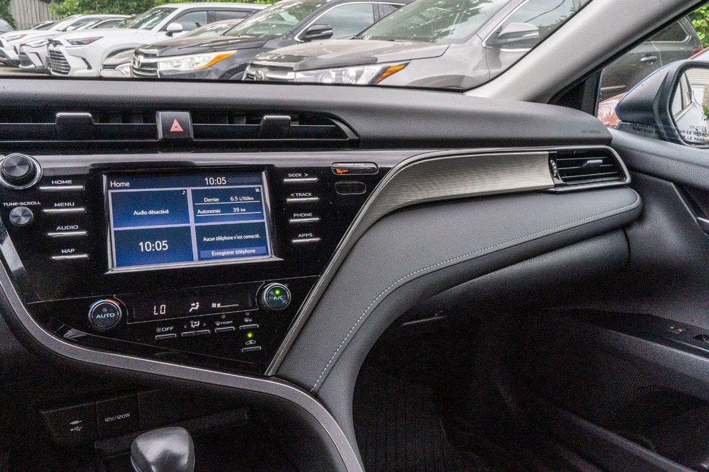 2019 Toyota Camry SE **JAMAIS ACCIDENTÉ+CAMÉRA+MAG+BLUETOOTH** in Charlemagne, Quebec - 12 - w1024h768px
