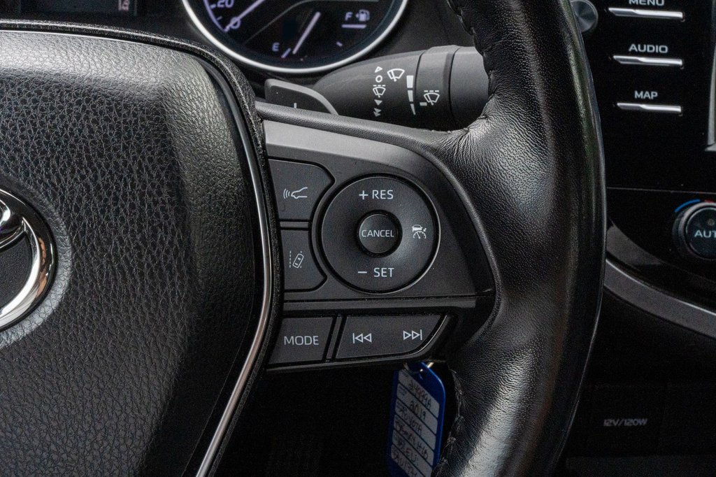 2019 Toyota Camry SE **JAMAIS ACCIDENTÉ+CAMÉRA+MAG+BLUETOOTH** in Charlemagne, Quebec - 11 - w1024h768px