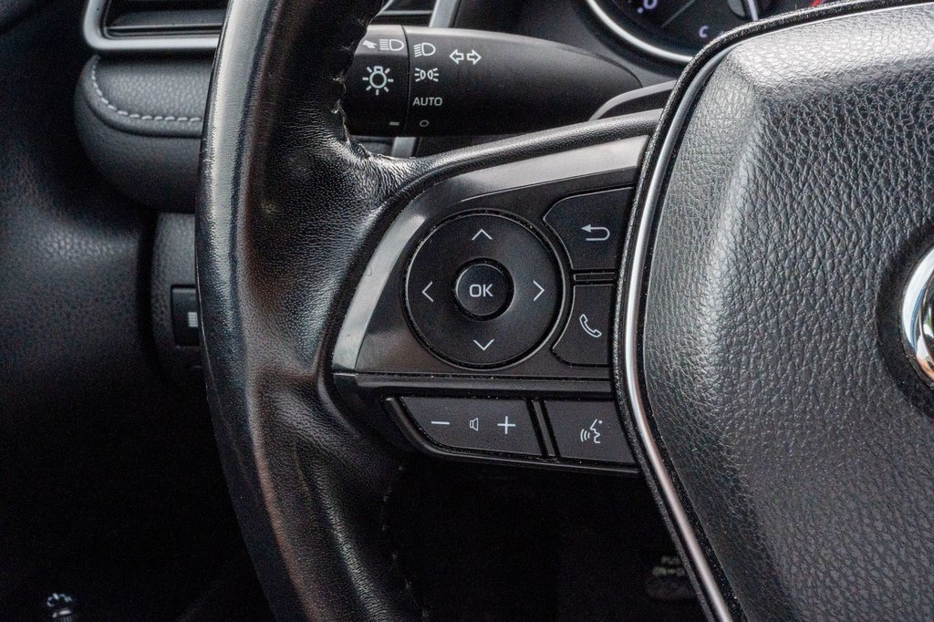2019 Toyota Camry SE **JAMAIS ACCIDENTÉ+CAMÉRA+MAG+BLUETOOTH** in Charlemagne, Quebec - 10 - w1024h768px